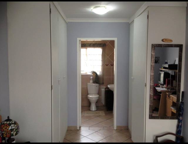 2 BEDROOM TOWNHOUSE SOLD IN SINOVILLE